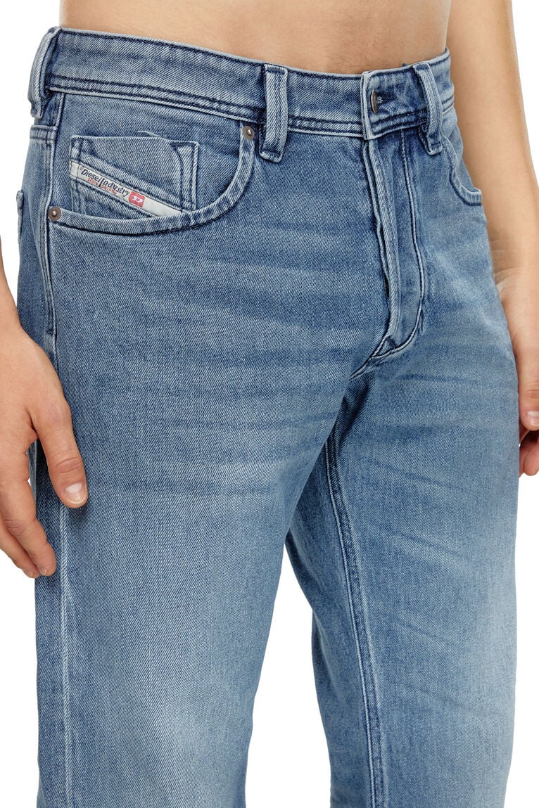 Diesel 1985 Larkee Jeans