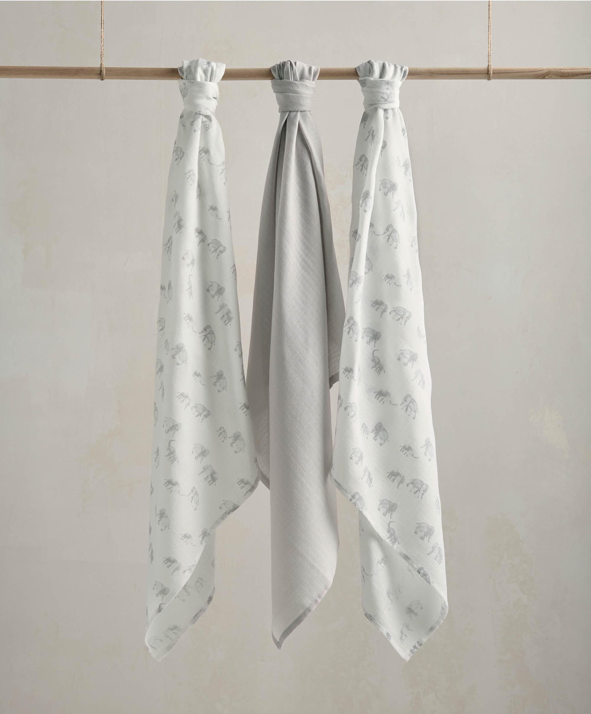 Mamas & Papas Large Welcome to the World Elephants Muslin Cloths - 3 pack