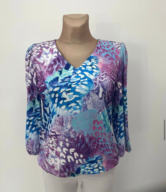 Yew Print V-Neck Top