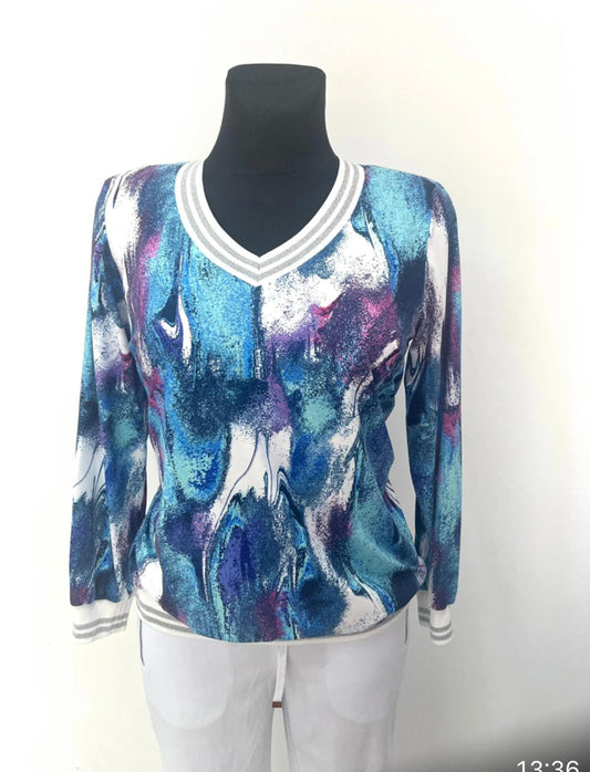 Yew Print V-Neck Top