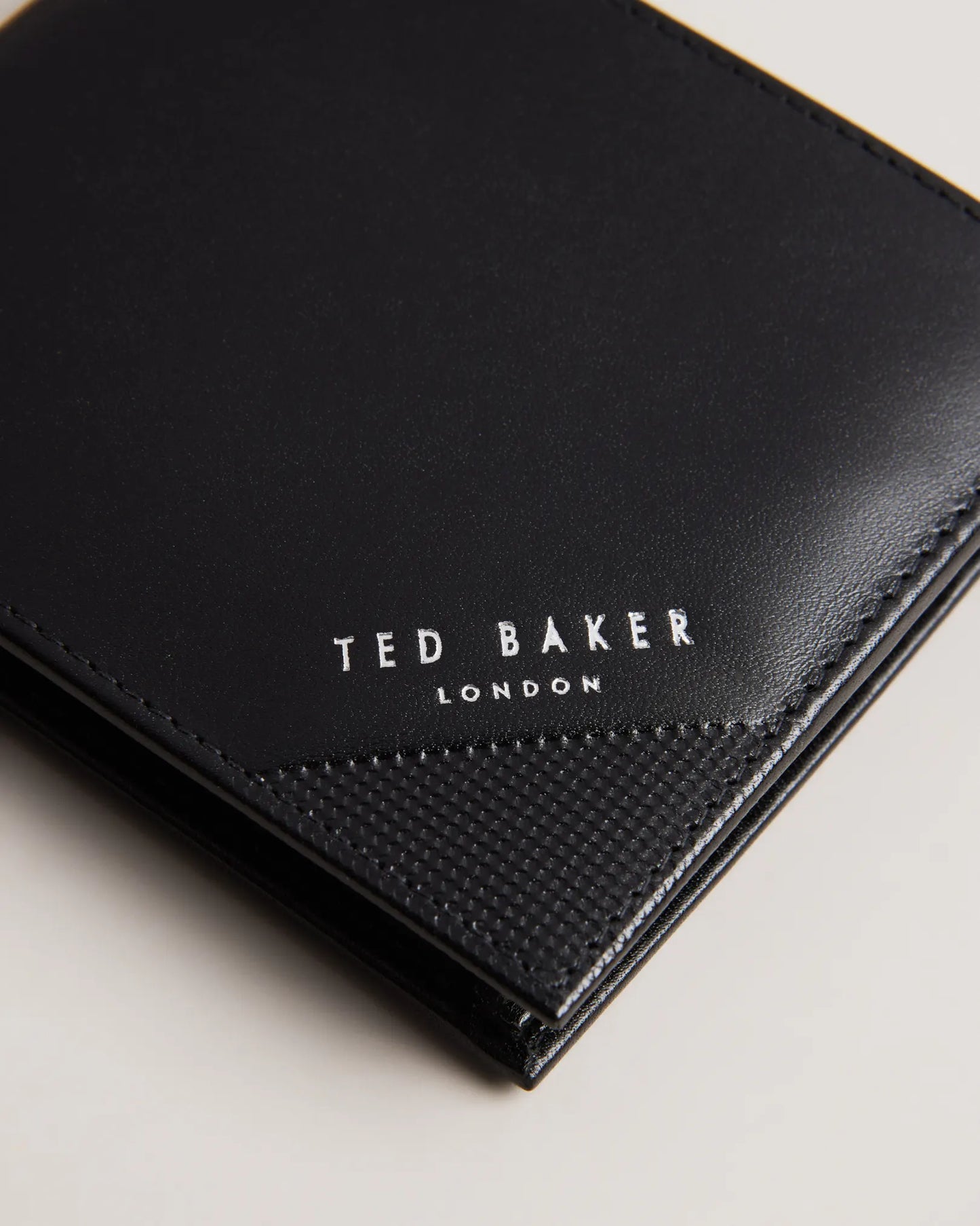 Ted Baker Prugs Black Bifold Coin Wallet